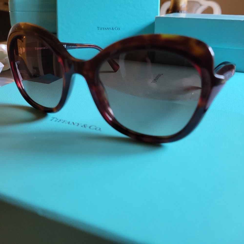 Tiffany & Co Paper Flower Sunglasses TF4154 00B - Picture 8 of 15
